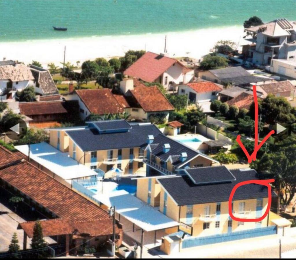 Ap Com Piscina Em Porto Belo Lejlighed Eksteriør billede