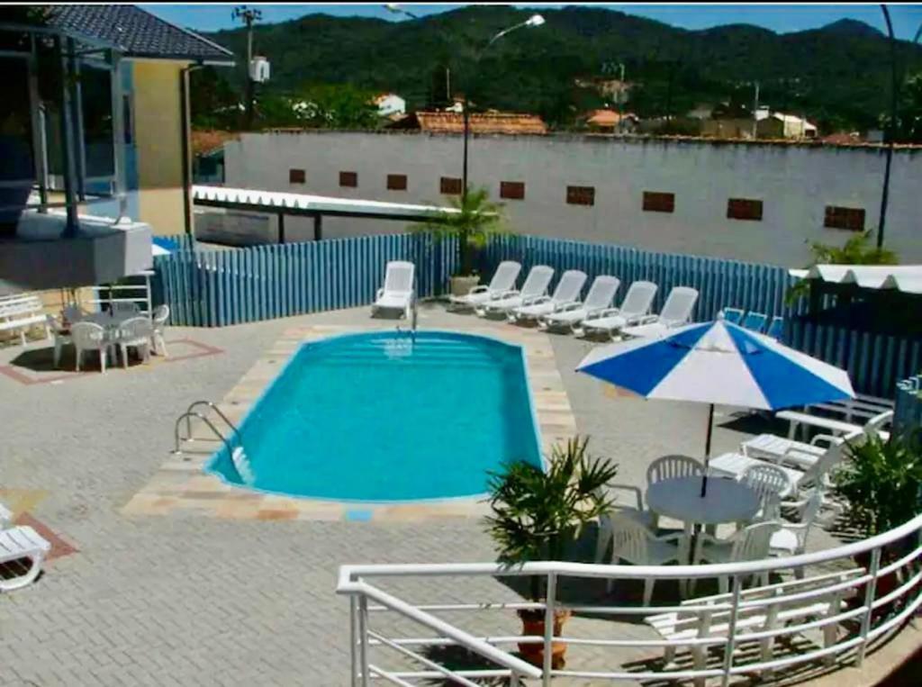 Ap Com Piscina Em Porto Belo Lejlighed Eksteriør billede
